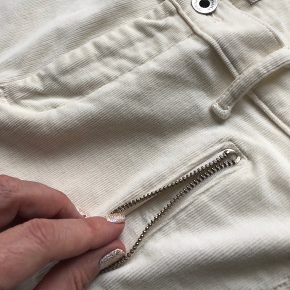 BANANA REPUBLIC | CORDUROY | ANKLE ZIP WOMENS JEANS | COLOR: CREAM | SIZE 29 - Picture 6 of 13